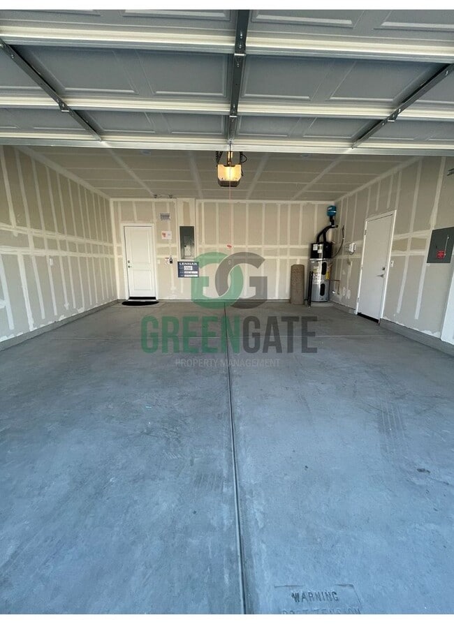 Building Photo - New Build in Tracy Hills!! 4 Bedroom 2.5 Bath AVAILABLE NOW!!