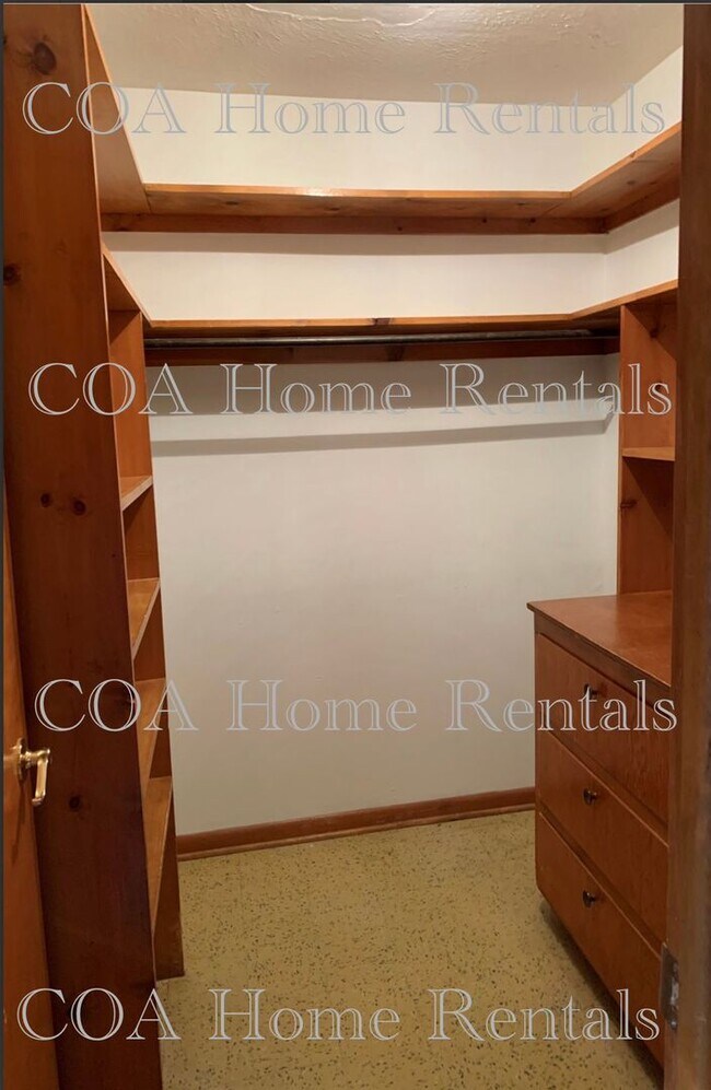 Building Photo - East side of Wichita