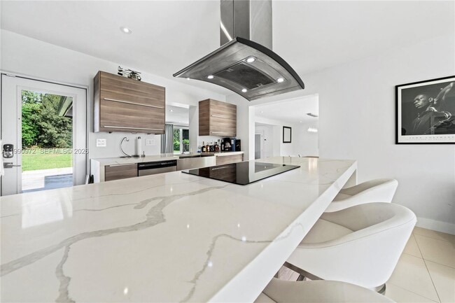 Building Photo - 217 E Acre Dr