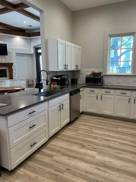 Building Photo - 2320 Gracy Farms Ln