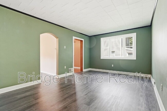 Building Photo - 507 Cherry St
