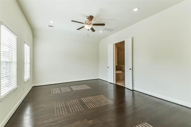 Building Photo - 1752 Monarch Ridge Dr