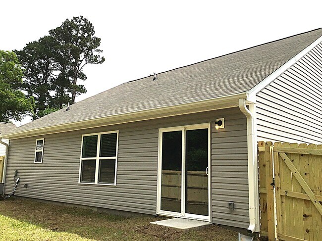 Building Photo - 999 Jt Westfield Dr