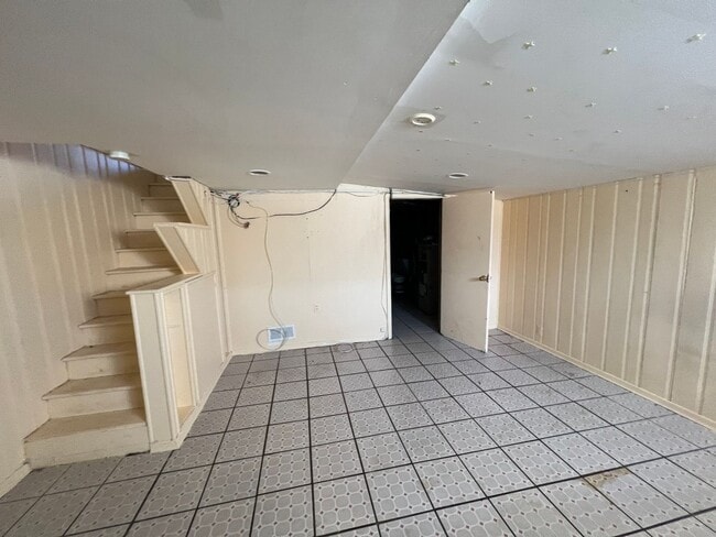 Building Photo - 7134 Souder St