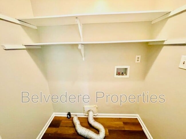 Building Photo - 4612 Cabot Dr