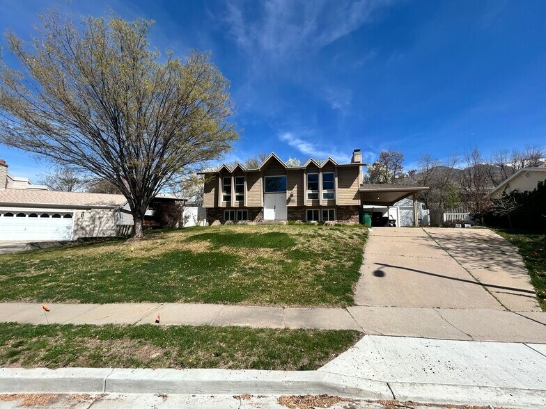 Front - 1001 E 300 S