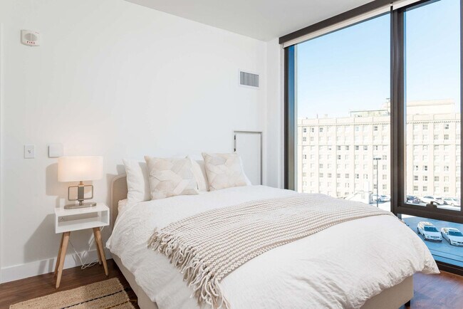 Building Photo - 99 Kneeland St