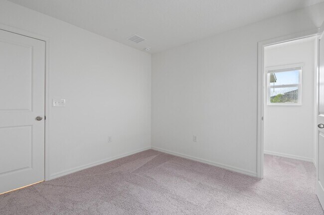 Building Photo - 3397 Rolling Plns Cir