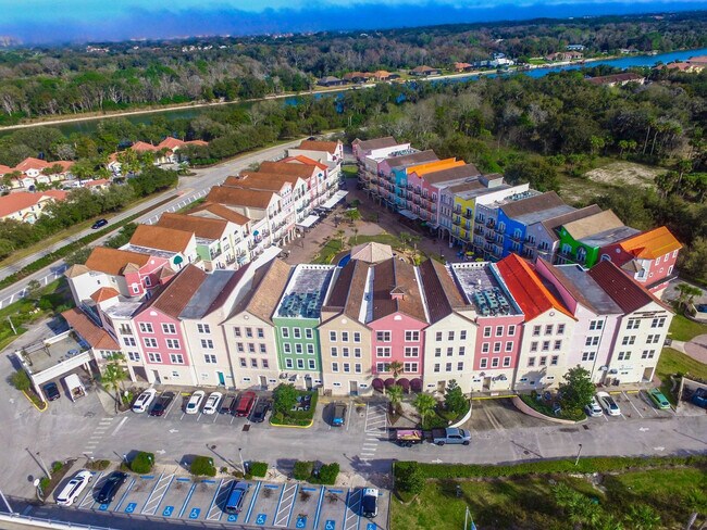 Building Photo - 3 Cherokee Ct W