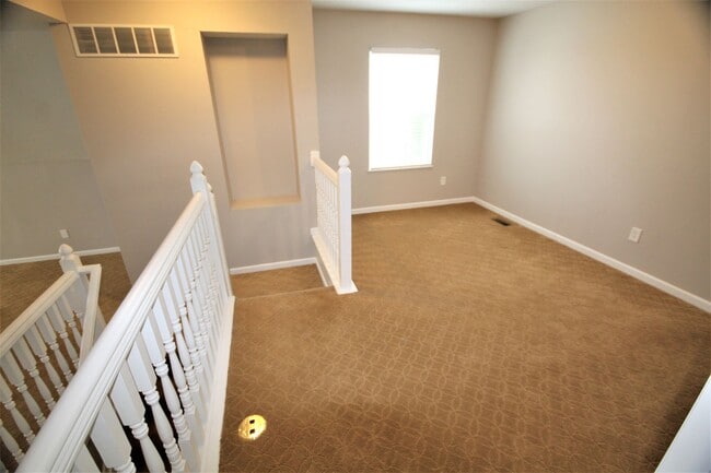 Building Photo - 3 Bedroom - Dublin