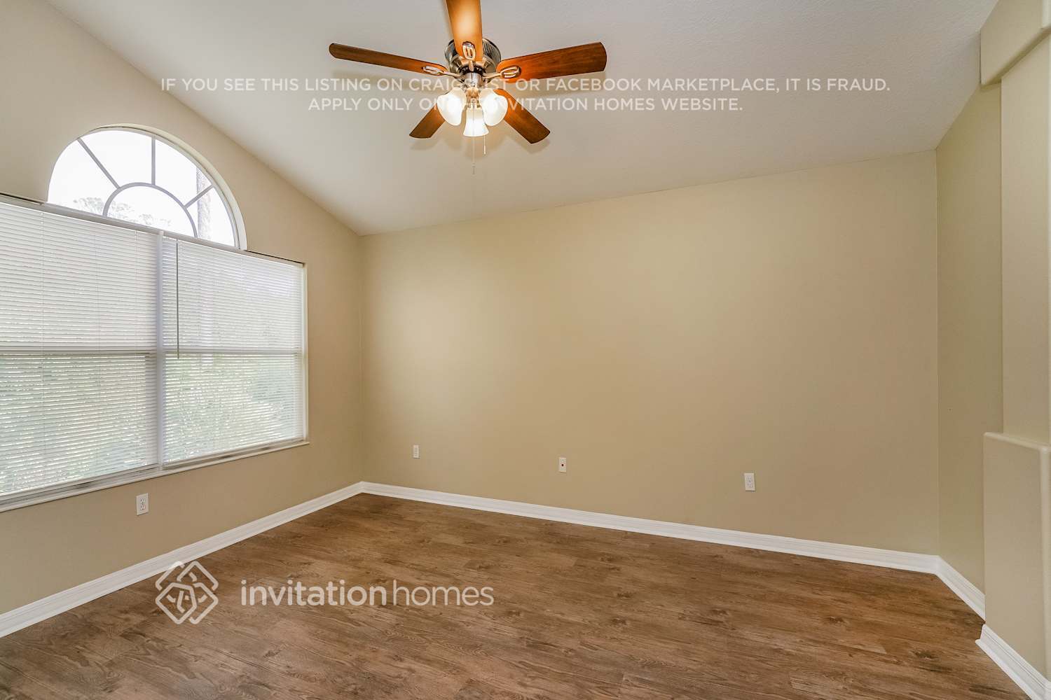 Building Photo - 441 Long Cove Rd