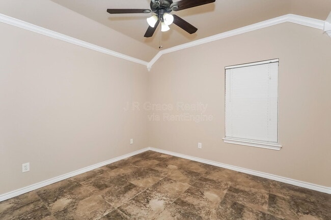 Building Photo - 449 Neals Hill Rd