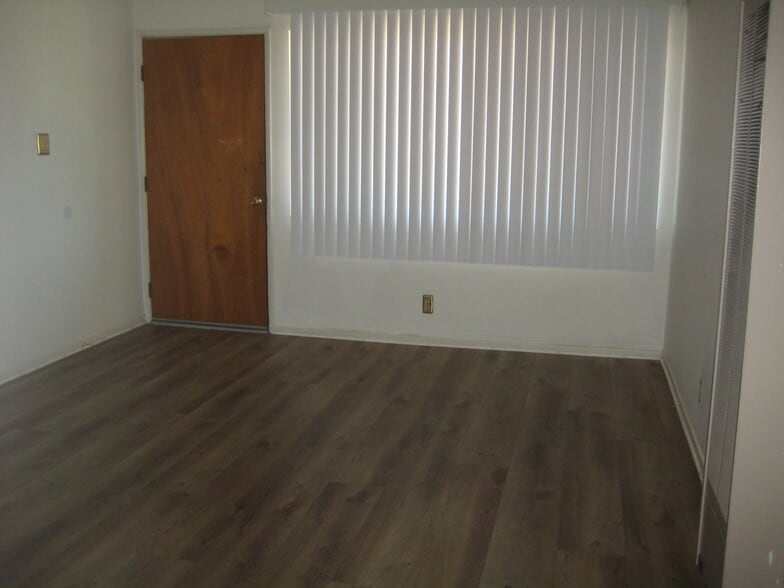 Front door - 467 S Downey Rd