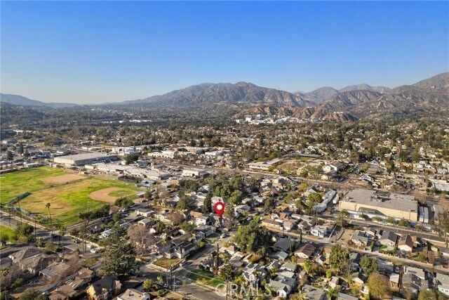 Building Photo - 2083 Parnell Way