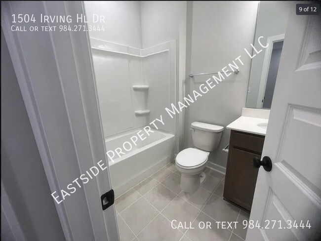 Building Photo - 1504 Irving Hl Dr