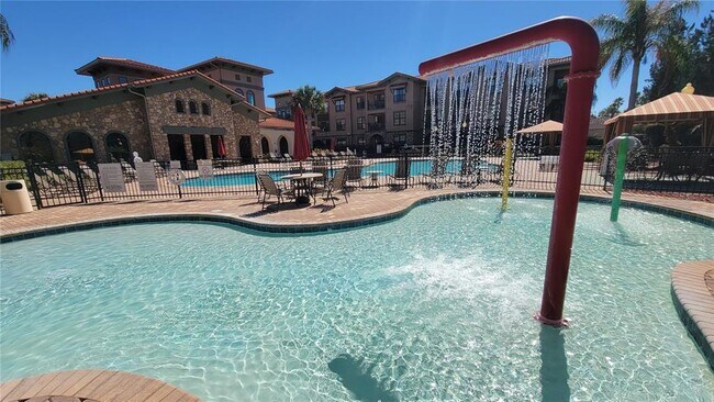 Building Photo - 914 Charo Pkwy