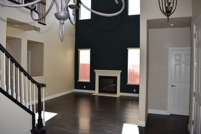 Building Photo - 870 Alabaster Ct