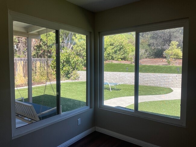 Building Photo - 4925 Tierra Baja Way