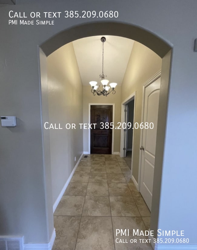 Building Photo - 899 N 800 E