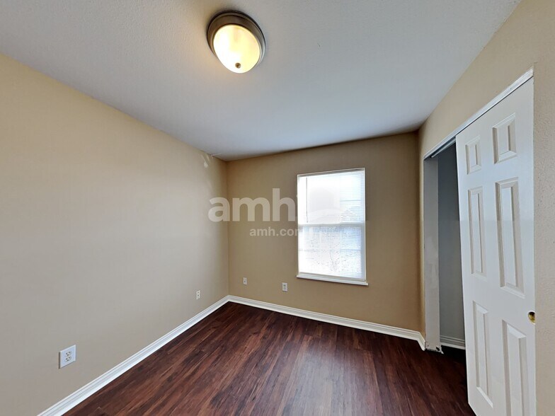 Building Photo - 6396 Oyster Key Ln