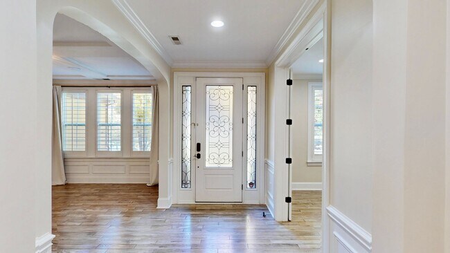 Building Photo - 11052 Preservation Park Dr