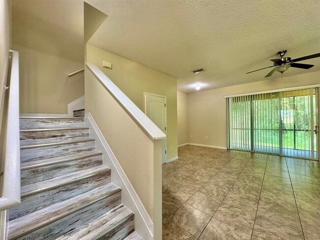 Building Photo - 13943 River Willow Pl