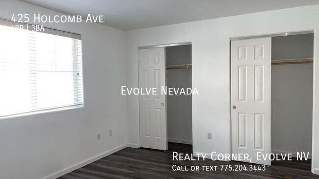 Building Photo - 425 Holcomb Ave