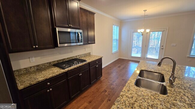 Building Photo - 13106 Vista Dr SE