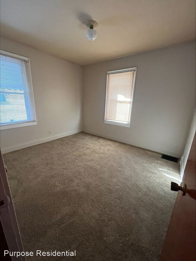 Building Photo - 2 br, 1 bath House - 720 S. Warren