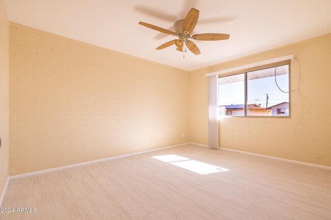 Building Photo - 12208 N Pebble Beach Dr