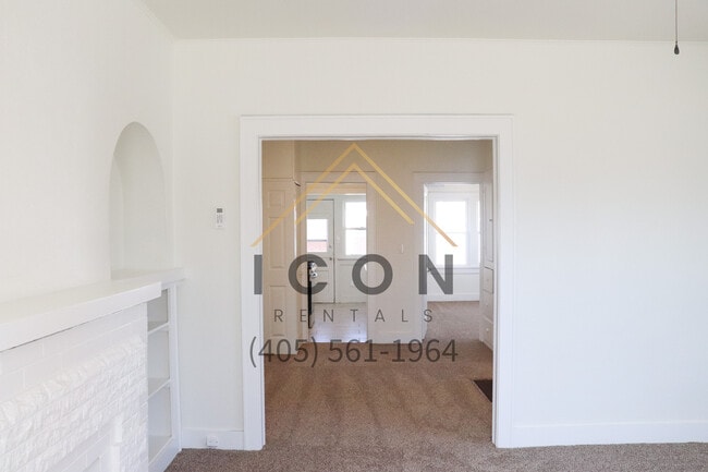 Building Photo - 3145 NW 14th St