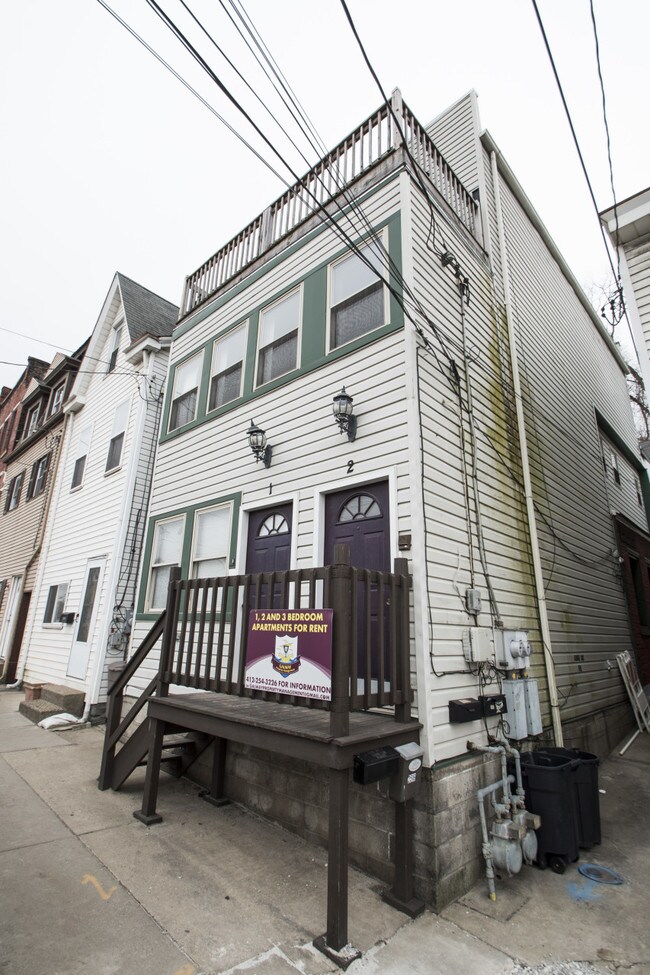 Building Photo - 2516 Josephine St,