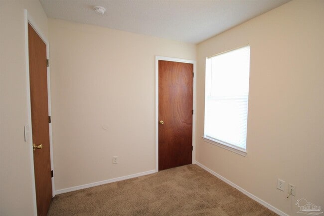 Building Photo - 485 Bay Pine Villas Dr