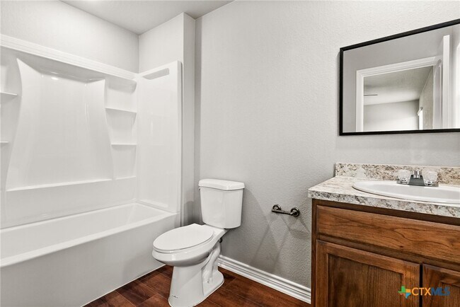 Building Photo - 304 Blair St