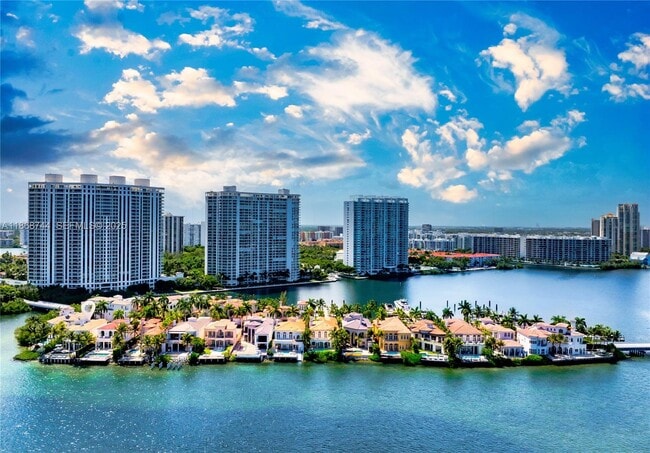 Building Photo - 3916 Island Estates Dr