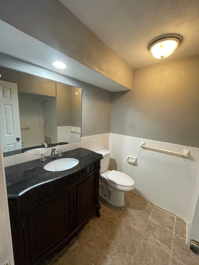 Building Photo - What a Beautiful home at 2500sq ft!  A cha...