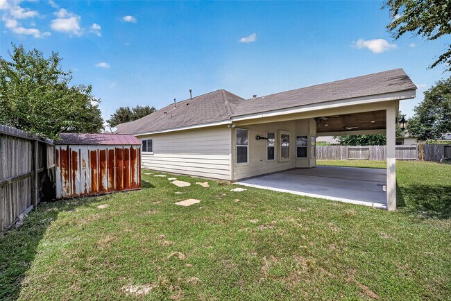 Building Photo - 20707 Pine Rain Ct
