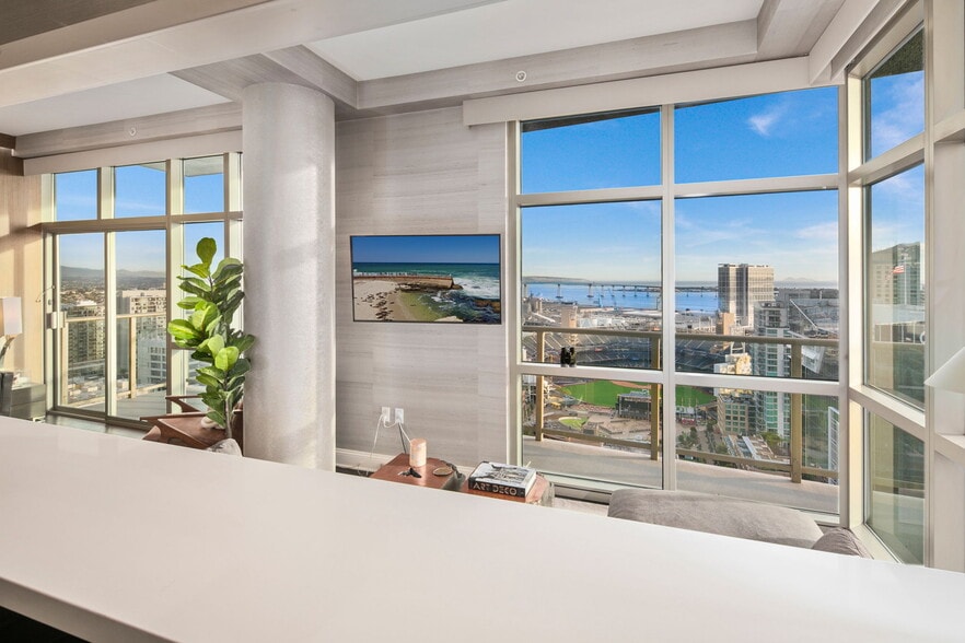 Building Photo - 800 The Mark Ln