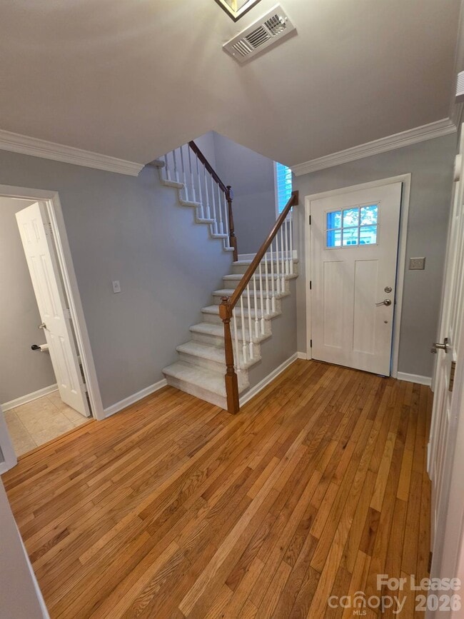 Building Photo - 16719 Spinnaker Ln