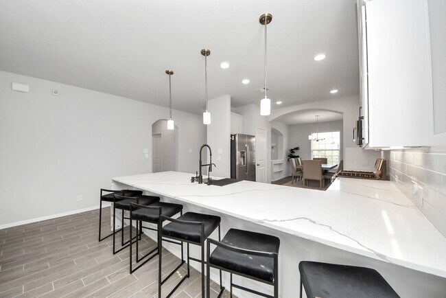 Building Photo - 15307 Davan Springs Dr