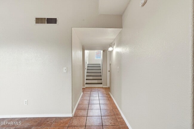 Building Photo - 7536 Le Conte Dr