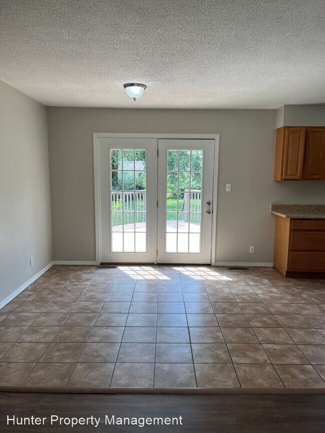 Building Photo - 3 br, 2 bath House - 107 Grand Prairie Drive