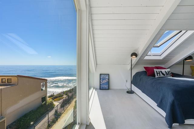 Building Photo - 325 S Sierra Ave