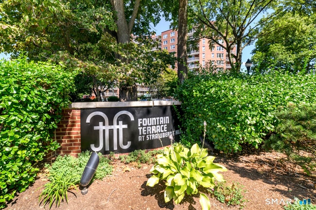 Building Photo - 91 Strawberry Hill Ave