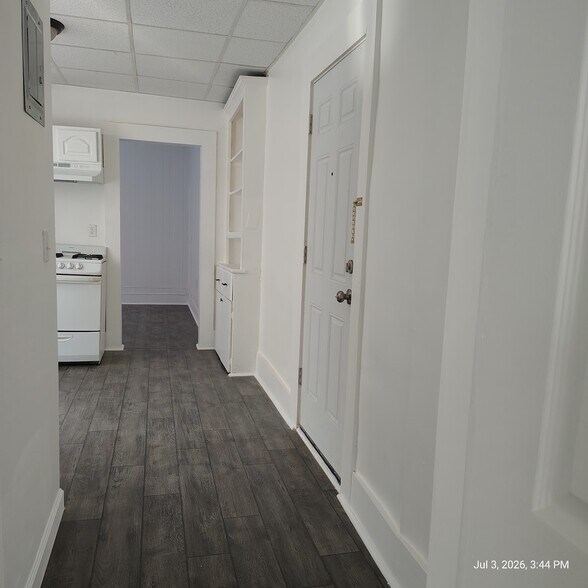 View hall towards living room - 6 School St