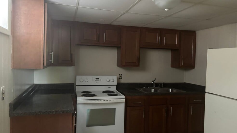 Building Photo - 1578 Druid Hill Dr