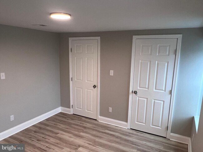 Building Photo - 137 Vassar St