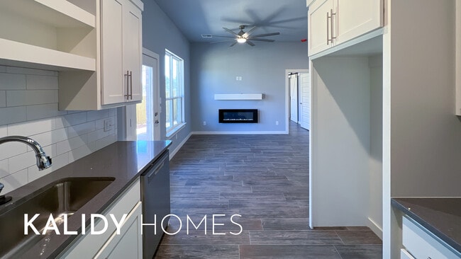 Building Photo - 416 Remington Ave