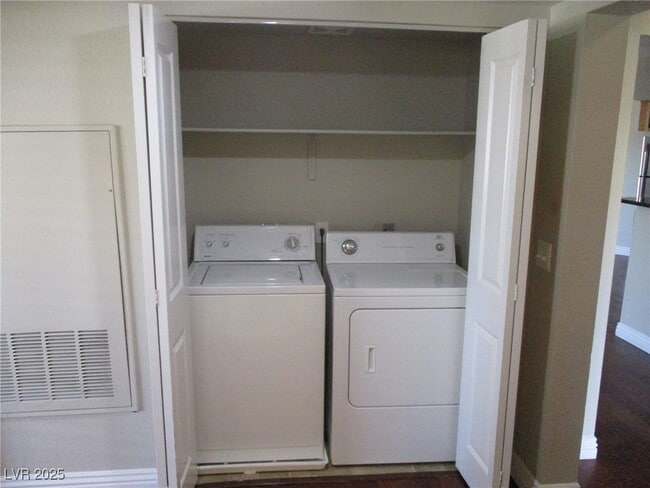 Building Photo - 8400 W Charleston Blvd