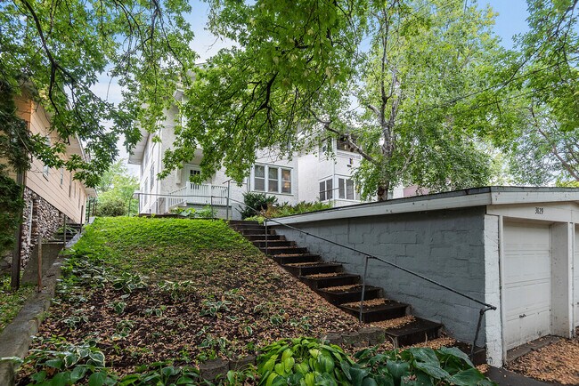 Building Photo - 3829 Blaisdell Ave